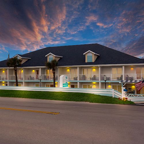 Ocean Sands Beach Boutique Inn - 1 Acre Private Beach