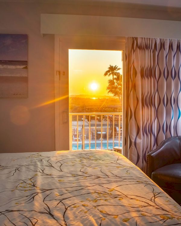 Ocean Sands Beach Boutique Inn - 1 Acre Private Beach
